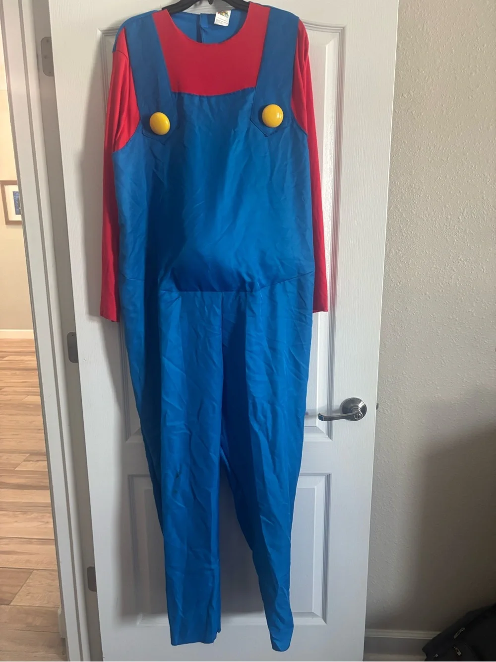 Nintendo Red Shirt Blue Overalls Costume Yellow Buttons see measurements
